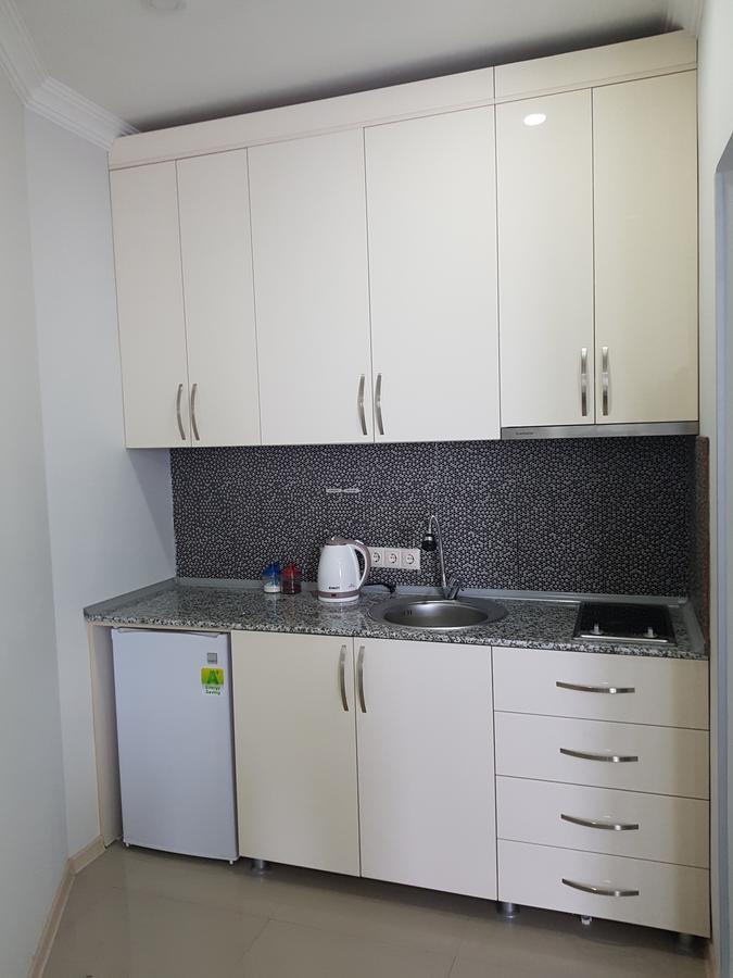 Apartment In Front Of Mcdonald'S Batumi Exterior photo