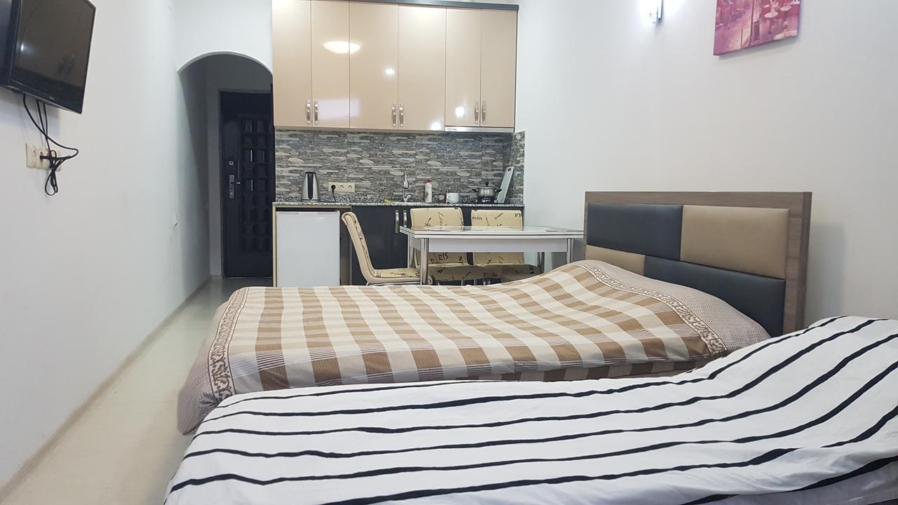 Apartment In Front Of Mcdonald'S Batumi Exterior photo