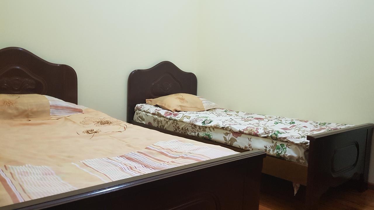 Apartment In Front Of Mcdonald'S Batumi Exterior photo