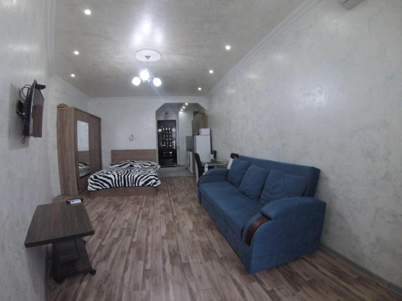 Apartment In Front Of Mcdonald'S Batumi Exterior photo